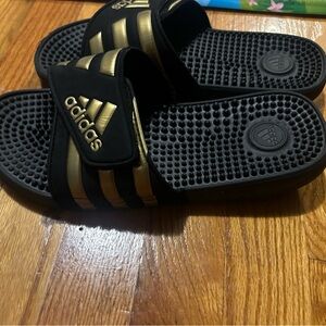 Adidas Mens Slip on shoes; Size 8